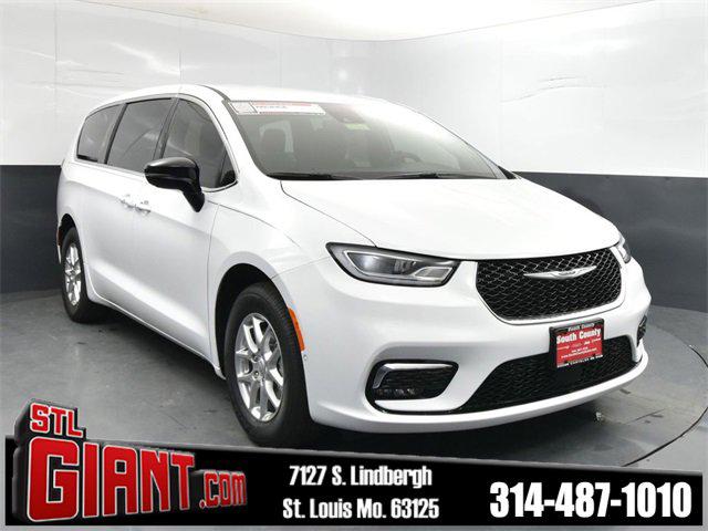2025 Chrysler Pacifica PACIFICA SELECT