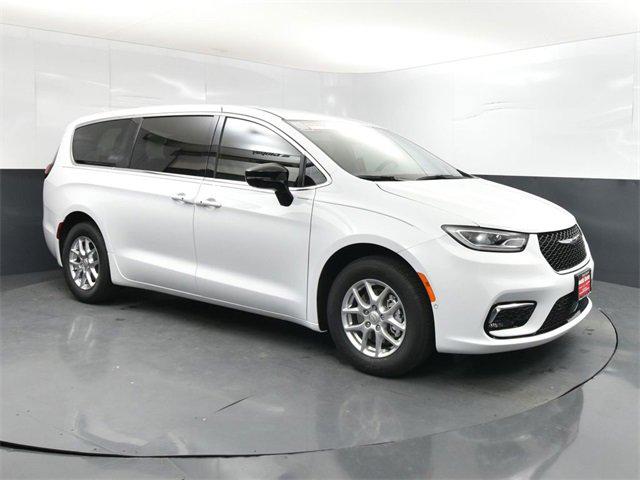 2025 Chrysler Pacifica PACIFICA SELECT