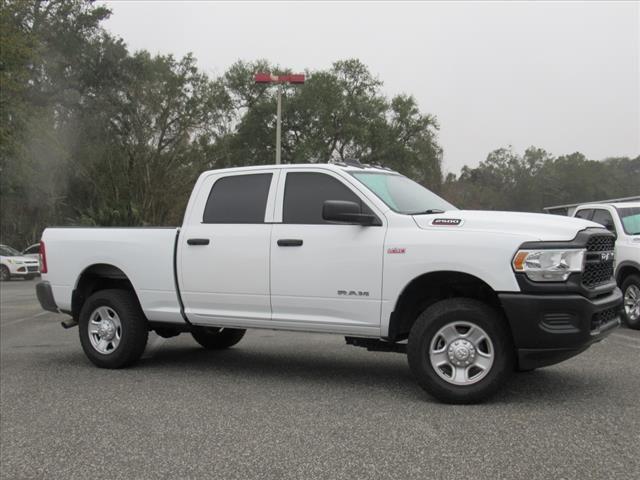 2022 RAM 2500 Tradesman Crew Cab 4x4 64 Box