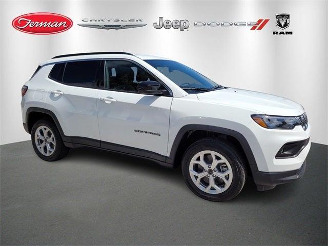 2025 Jeep Compass COMPASS LATITUDE 4X4