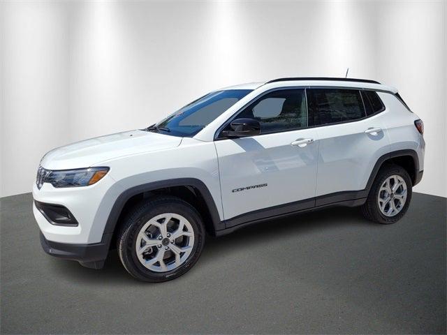 2025 Jeep Compass COMPASS LATITUDE 4X4