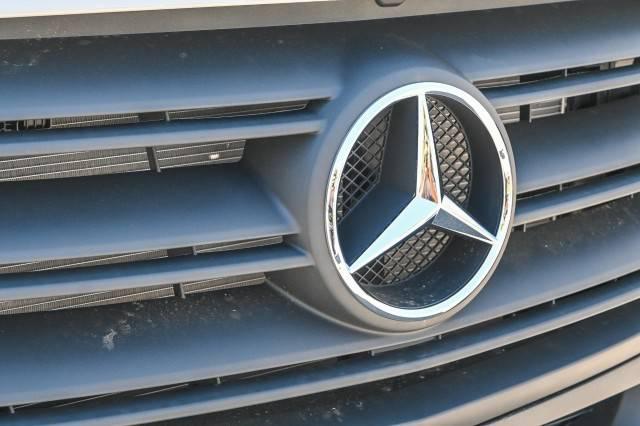 2025 Mercedes-Benz Sprinter 2500 Standard Roof 4-Cyl Diesel HO