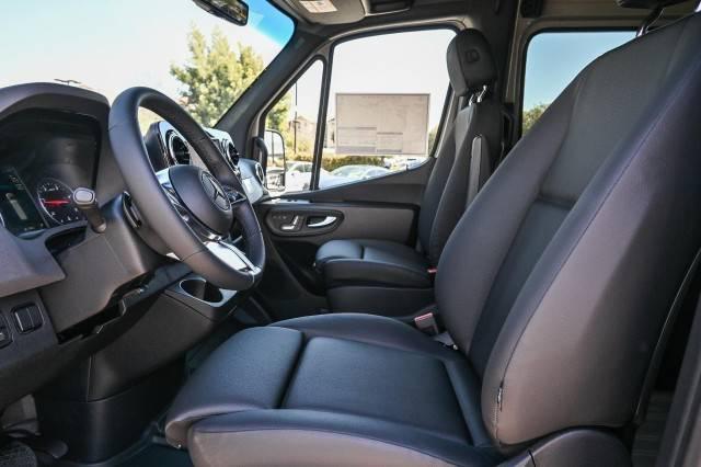 2025 Mercedes-Benz Sprinter 2500 Standard Roof 4-Cyl Diesel HO