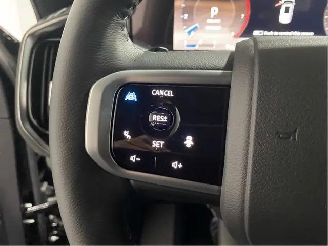 2025 Nissan Armada SL 4WD