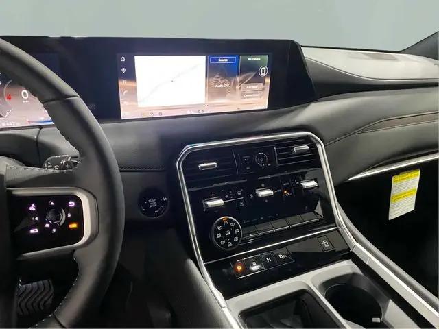 2025 Nissan Armada SL 4WD