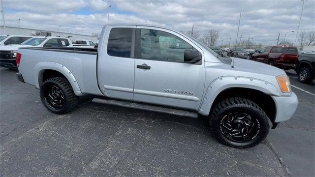 2014 Nissan Titan SV