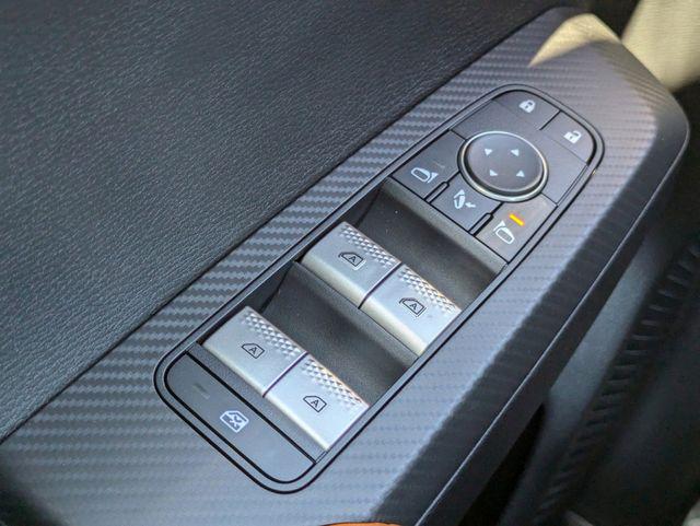 2025 Mitsubishi Outlander PHEV SEL S-AWC