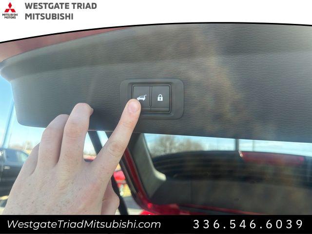 2025 Mitsubishi Outlander PHEV SEL S-AWC