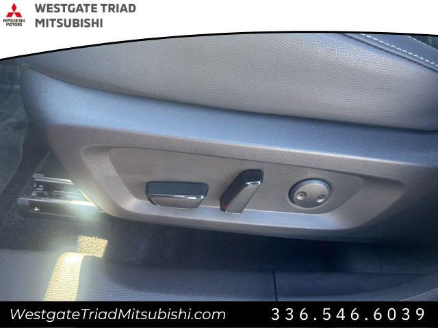 2025 Mitsubishi Outlander PHEV SEL S-AWC