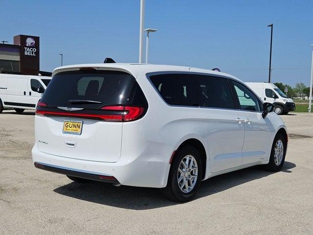 2025 Chrysler Pacifica PACIFICA SELECT