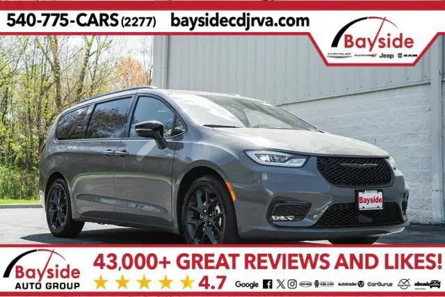 2025 Chrysler Pacifica PACIFICA LIMITED