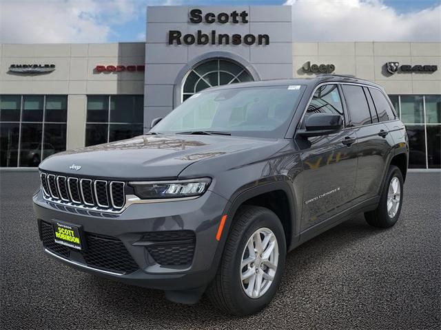 2025 Jeep Grand Cherokee GRAND CHEROKEE LAREDO X 4X2
