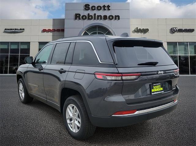 2025 Jeep Grand Cherokee GRAND CHEROKEE LAREDO X 4X2