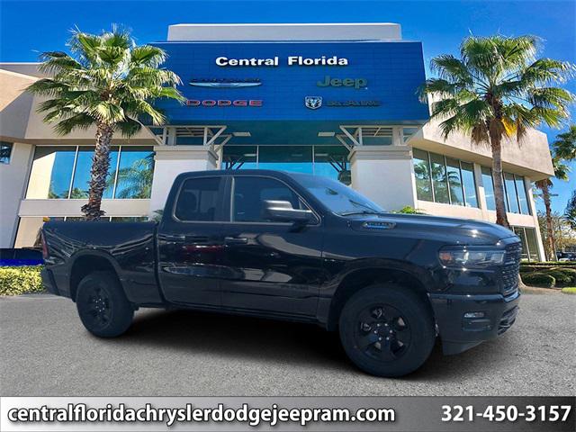 2025 RAM Ram 1500 RAM 1500 TRADESMAN QUAD CAB 4X4 64 BOX