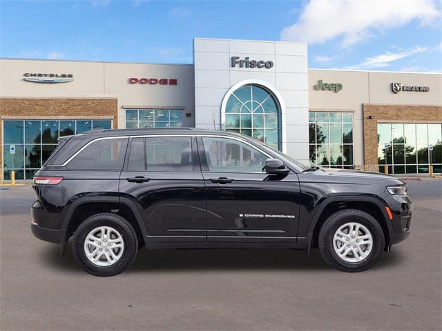 2025 Jeep Grand Cherokee GRAND CHEROKEE LAREDO 4X2
