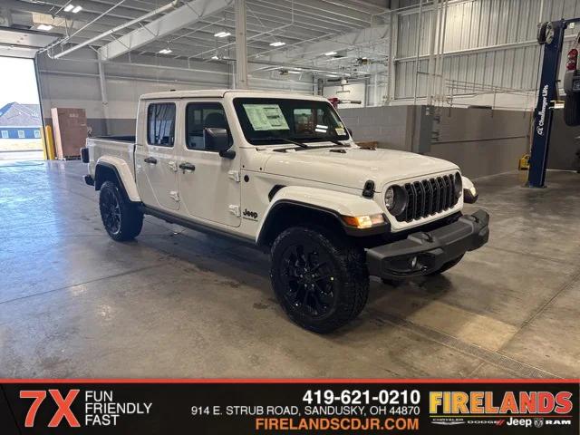 2025 Jeep Gladiator GLADIATOR NIGHTHAWK 4X4