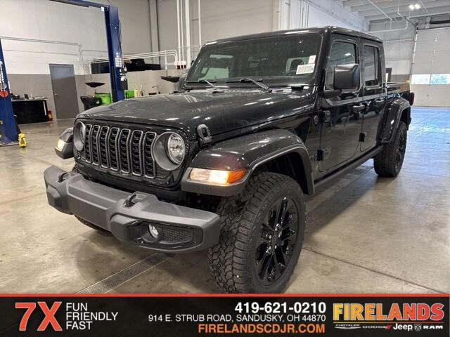 2025 Jeep Gladiator GLADIATOR NIGHTHAWK 4X4 2025 Jeep Gladiator GLADIATOR NIGHTHAWK 4X4