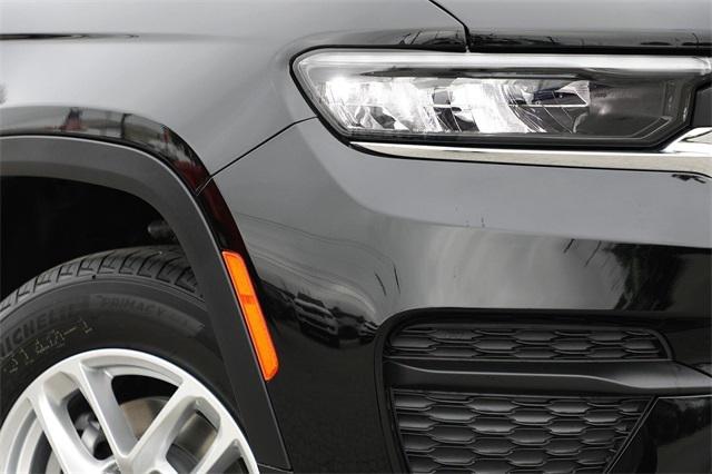 2025 Jeep Grand Cherokee GRAND CHEROKEE LAREDO X 4X2