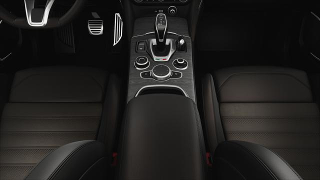 2025 Alfa Romeo Stelvio STELVIO AWD