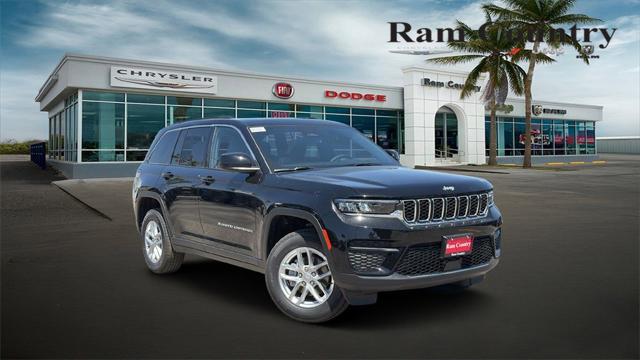 2025 Jeep Grand Cherokee GRAND CHEROKEE LAREDO X 4X2