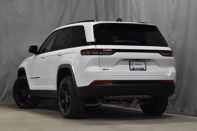 2025 Jeep Grand Cherokee GRAND CHEROKEE ALTITUDE 4X4