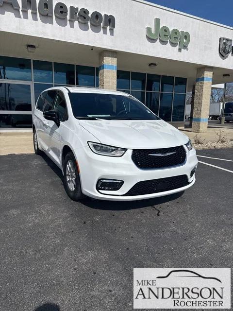 2025 Chrysler Pacifica PACIFICA SELECT
