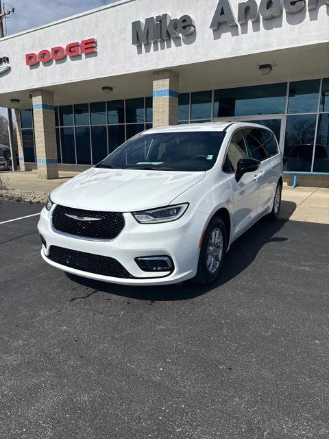 2025 Chrysler Pacifica PACIFICA SELECT