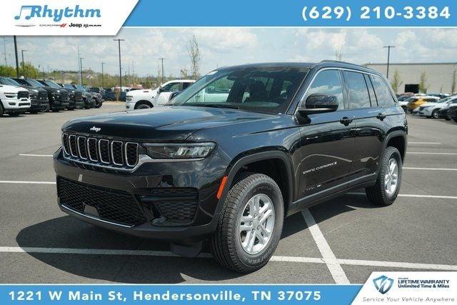 2025 Jeep Grand Cherokee GRAND CHEROKEE LAREDO 4X4