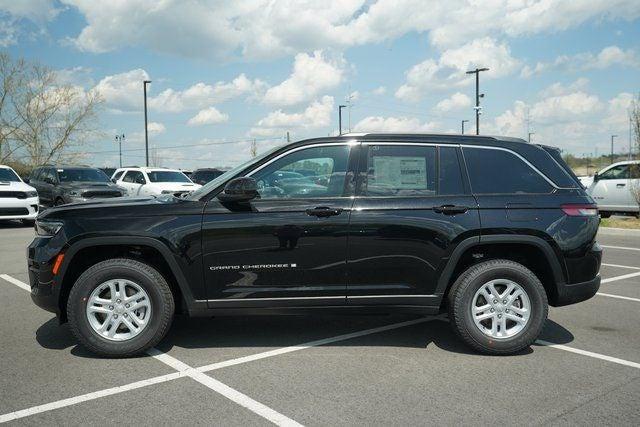 2025 Jeep Grand Cherokee GRAND CHEROKEE LAREDO 4X4