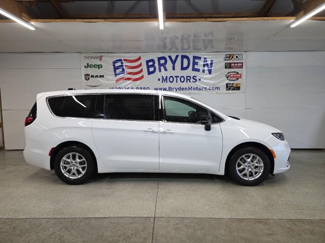 2025 Chrysler Pacifica PACIFICA SELECT