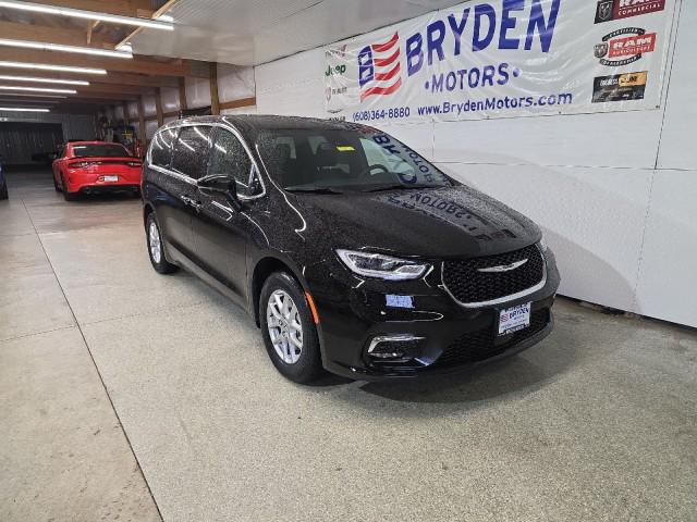 2025 Chrysler Pacifica PACIFICA SELECT