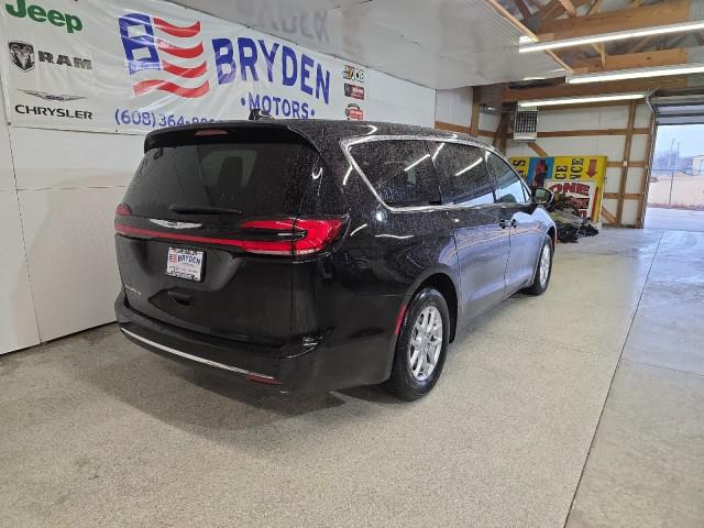 2025 Chrysler Pacifica PACIFICA SELECT