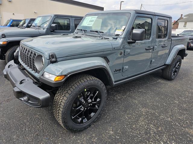 2025 Jeep Gladiator GLADIATOR NIGHTHAWK 4X4