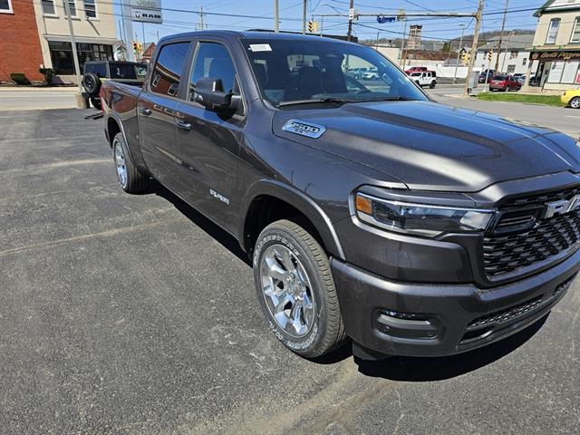 2025 RAM Ram 1500 RAM 1500 BIG HORN CREW CAB 4X4 64 BOX