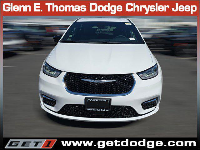 2025 Chrysler Pacifica PACIFICA SELECT