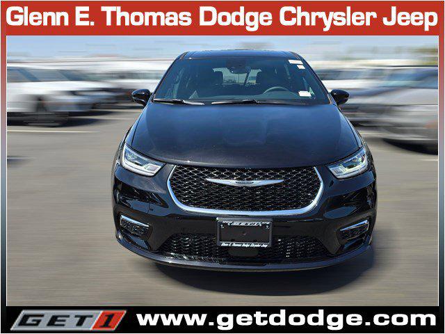 2025 Chrysler Pacifica PACIFICA SELECT