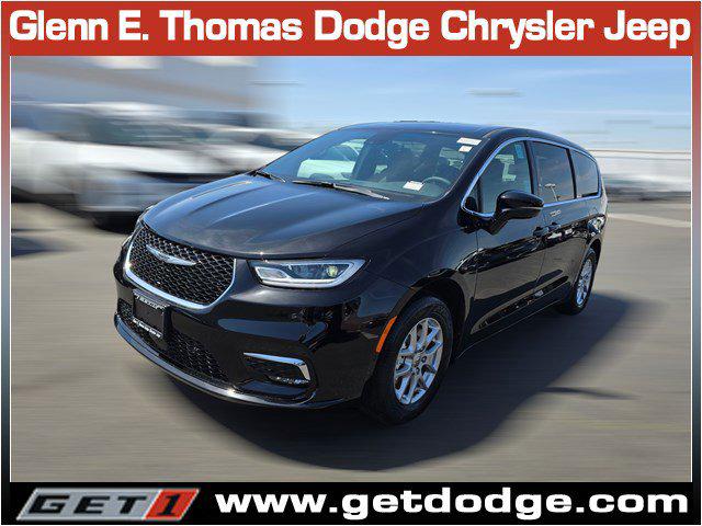 2025 Chrysler Pacifica PACIFICA SELECT