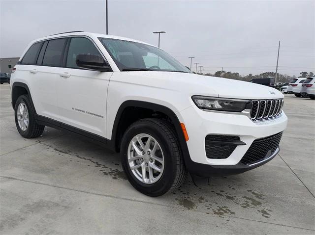 2025 Jeep Grand Cherokee GRAND CHEROKEE LAREDO X 4X2