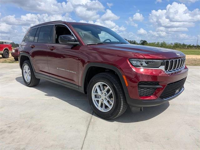 2025 Jeep Grand Cherokee GRAND CHEROKEE LAREDO X 4X2
