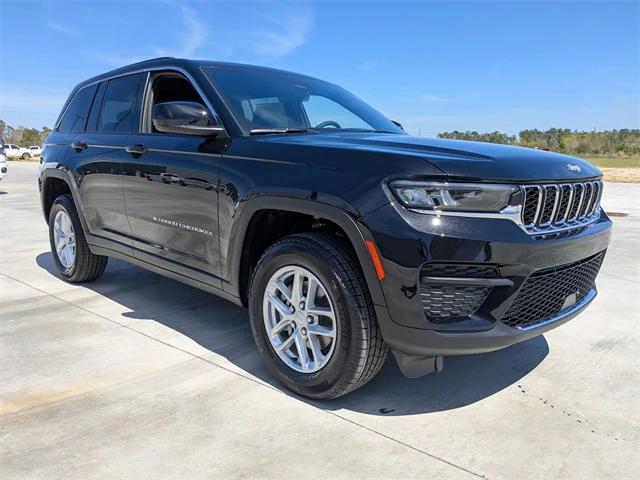 2025 Jeep Grand Cherokee GRAND CHEROKEE LAREDO X 4X2