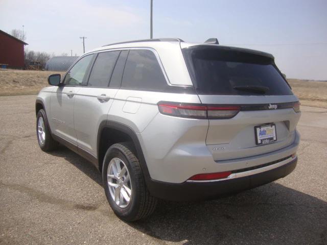 2025 Jeep Grand Cherokee GRAND CHEROKEE LAREDO X 4X4 2025 Jeep Grand Cherokee GRAND CHEROKEE LAREDO X 4X4