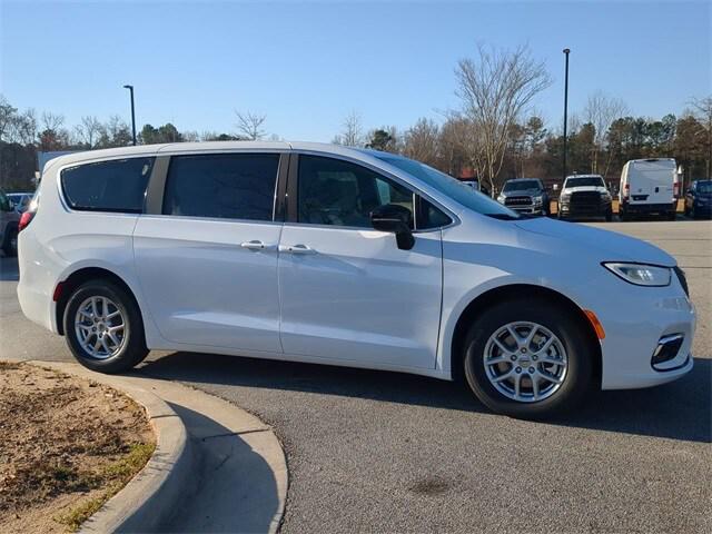 2025 Chrysler Pacifica PACIFICA SELECT