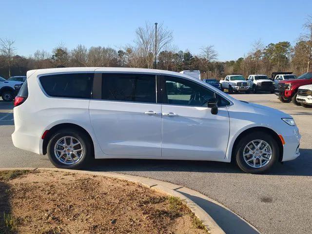 2025 Chrysler Pacifica PACIFICA SELECT