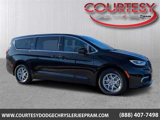 2025 Chrysler Pacifica PACIFICA SELECT