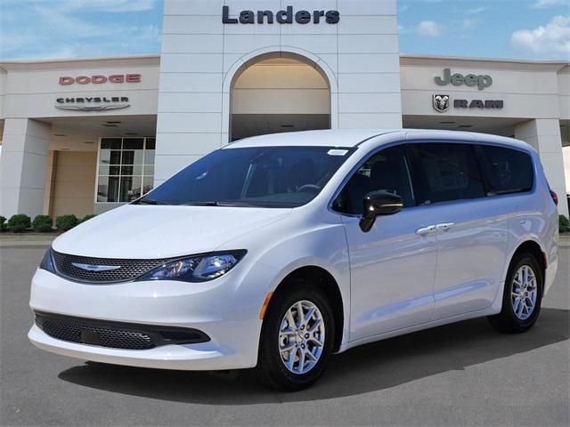 2025 Chrysler Voyager VOYAGER LX