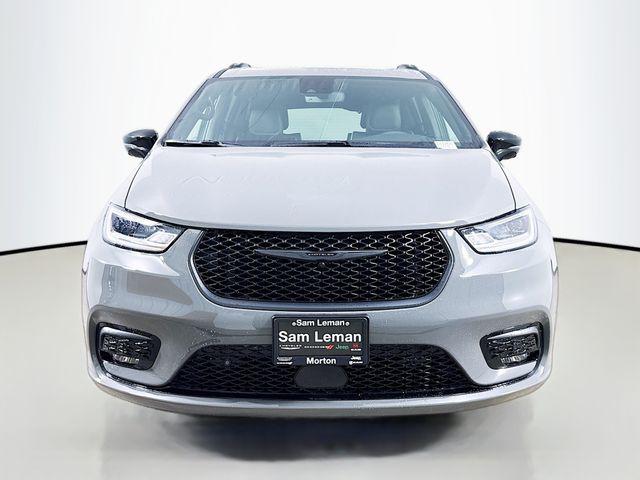 2025 Chrysler Pacifica Hybrid PACIFICA PLUG-IN HYBRID S APPEARANCE