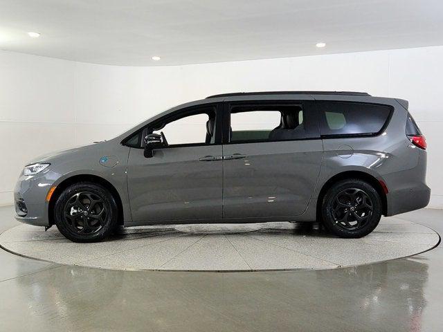 2025 Chrysler Pacifica Hybrid PACIFICA PLUG-IN HYBRID S APPEARANCE