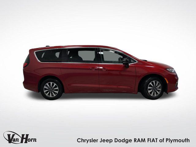 2025 Chrysler Pacifica Hybrid PACIFICA PLUG-IN HYBRID SELECT