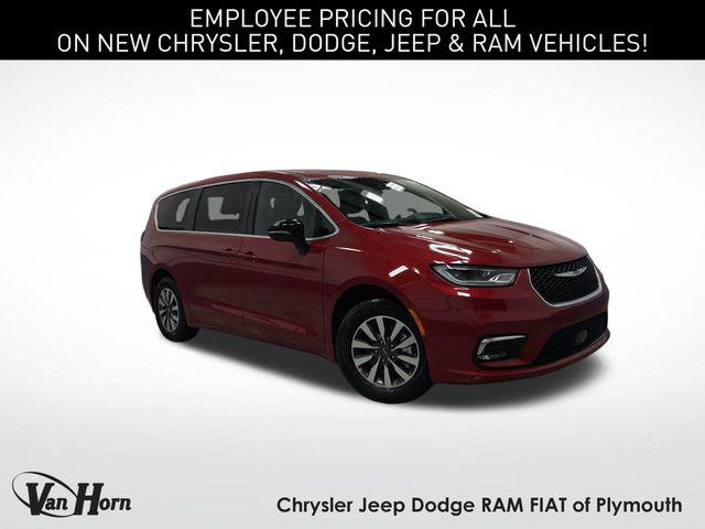 2025 Chrysler Pacifica Hybrid PACIFICA PLUG-IN HYBRID SELECT