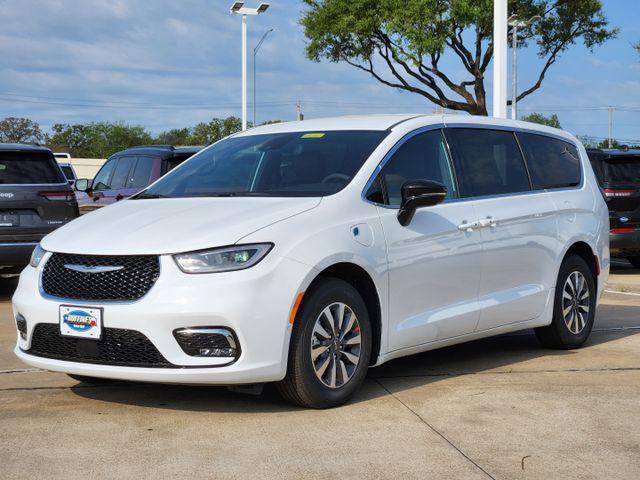 2025 Chrysler Pacifica Hybrid PACIFICA PLUG-IN HYBRID SELECT